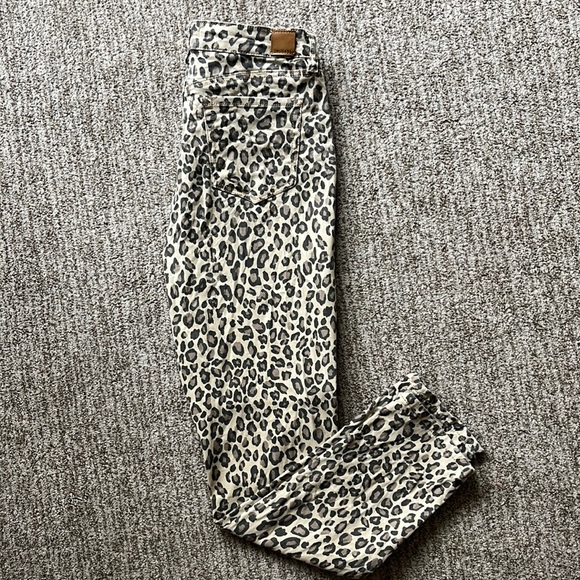Leopard Print Denim - Picture 1 of 3